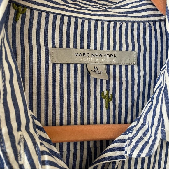 Andrew Marc Cactus Embroidered Button Down Striped Shirt Size Medium - Picture 4 of 6